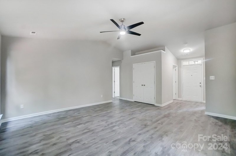 Property image 4 at 1713 Oakdale Green Drive, Charlotte, NC 28216