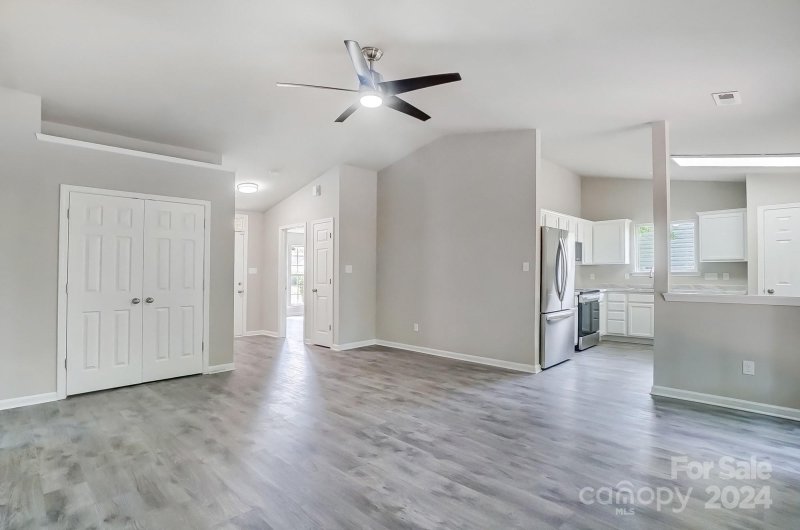 Property image 5 at 1713 Oakdale Green Drive, Charlotte, NC 28216