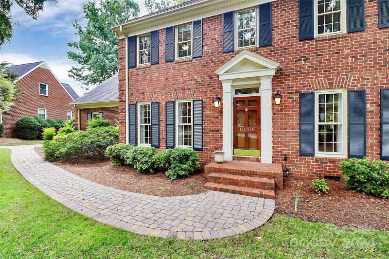 Property image 4 at 10209 Scott Gate Court, Charlotte, NC 28277