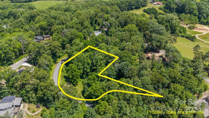 Property image 4 at 31 Sweet Fern Parkway, Asheville, NC 28804