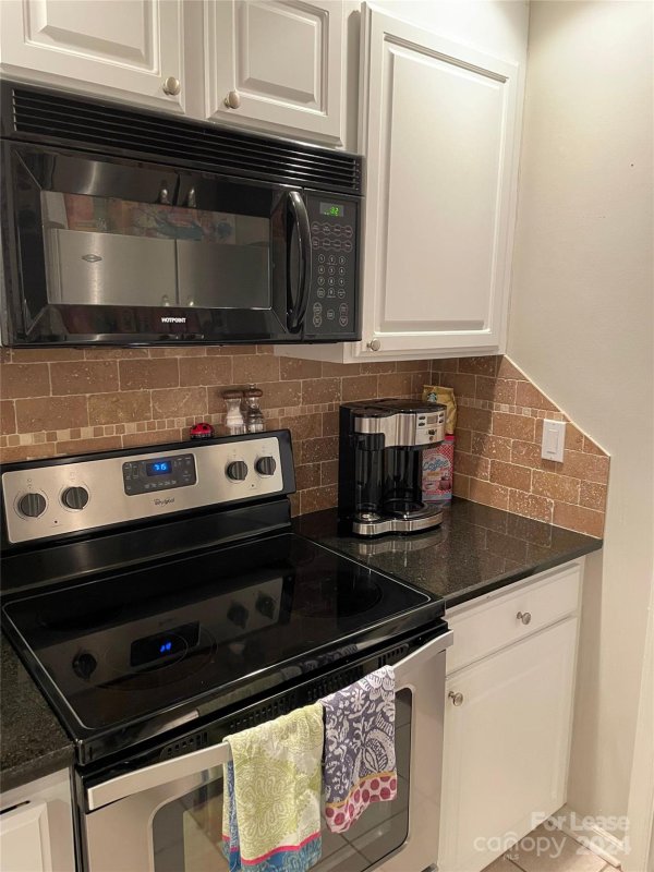 Property image 4 at 8436 Rittenhouse Circle, Charlotte, NC 28270