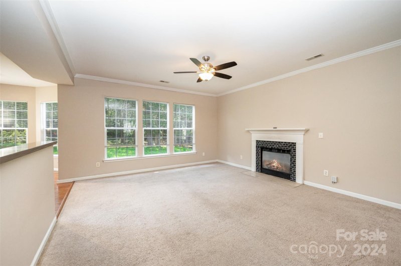Property image 4 at 12032 Regent Ridge Lane, Charlotte, NC 28278