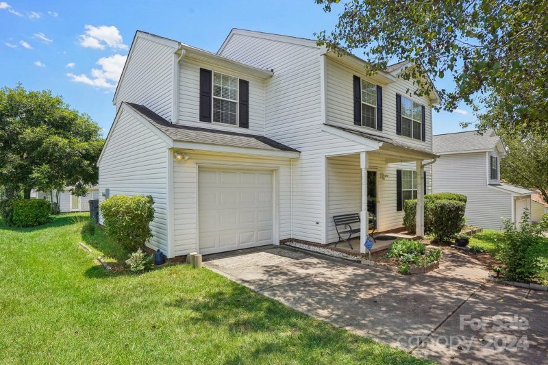 Property image 2 at 2019 Pleasant Dale Drive, Charlotte, NC 28214