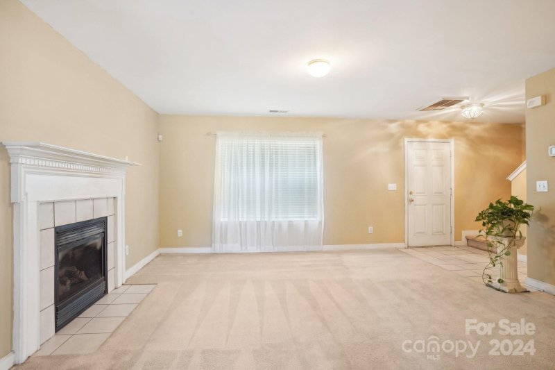 Property image 5 at 2019 Pleasant Dale Drive, Charlotte, NC 28214