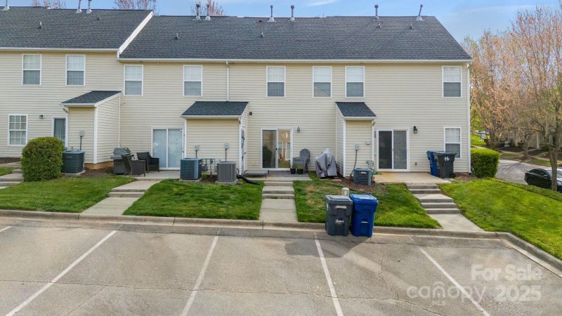 Property image 3 at 17615 Trolley Crossing Way, Cornelius, NC 28031