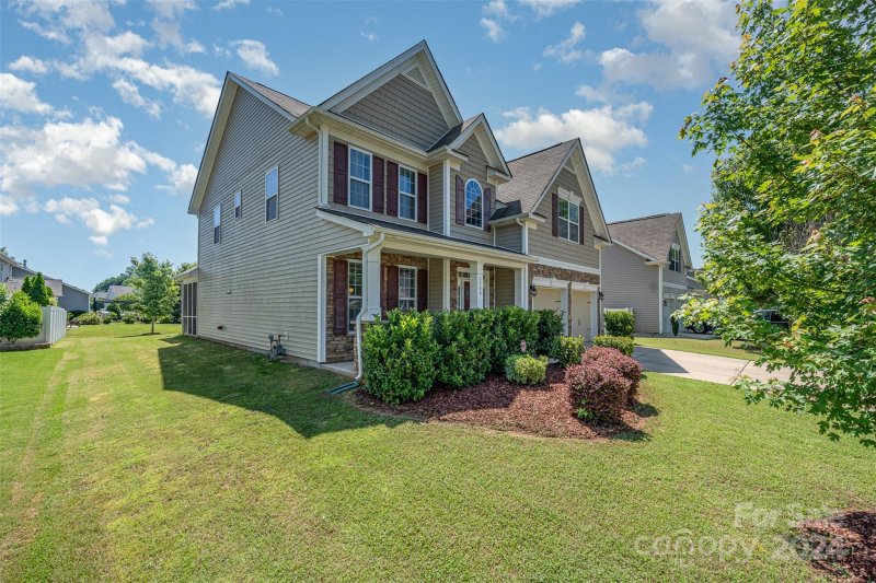 Property image 3 at 1540 Hedge Apple Road, Clover, SC 29710