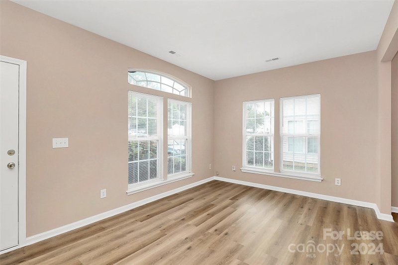 Property image 4 at 12260 Jessica Place, Charlotte, NC 28269