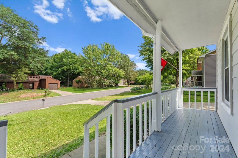 Property image 3 at 8212 Trail View Drive, Charlotte, NC 28226