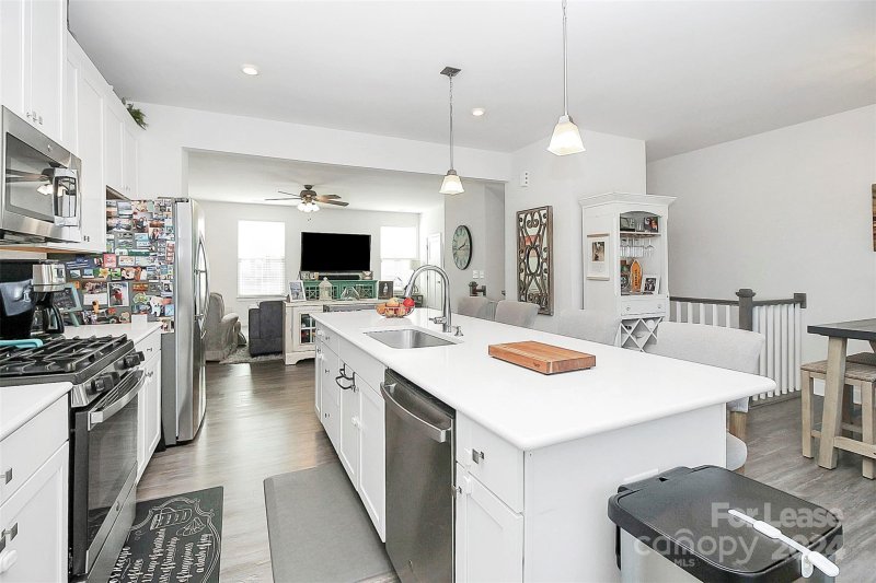 Property image 4 at 104 Helm Lane, Mooresville, NC 28117