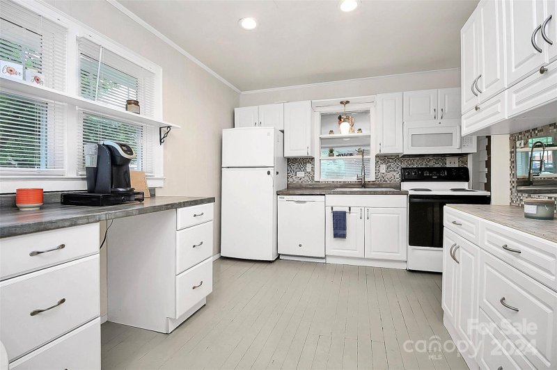 Property image 4 at 1307 Knox Street, Statesville, NC 28677