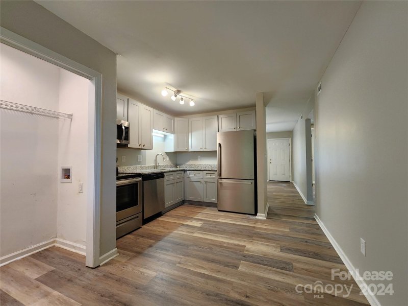 Property image 4 at 320 Hamilton Drive, Concord, NC 28025