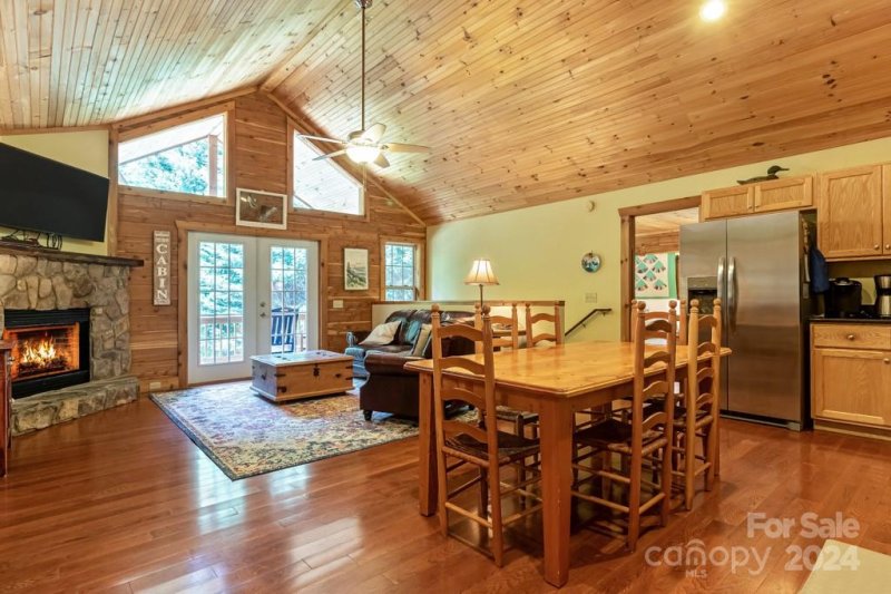 Property image 5 at 14 Tanglewood Lane, Saluda, NC 28773
