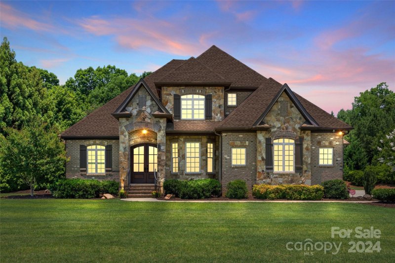 Property image 3 at 569 Medora Lane, Fort Mill, SC 29708