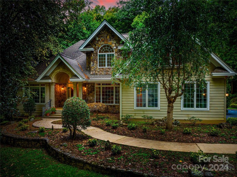 Property image 2 at 165 Sanctuary Drive, Waynesville, NC 28786