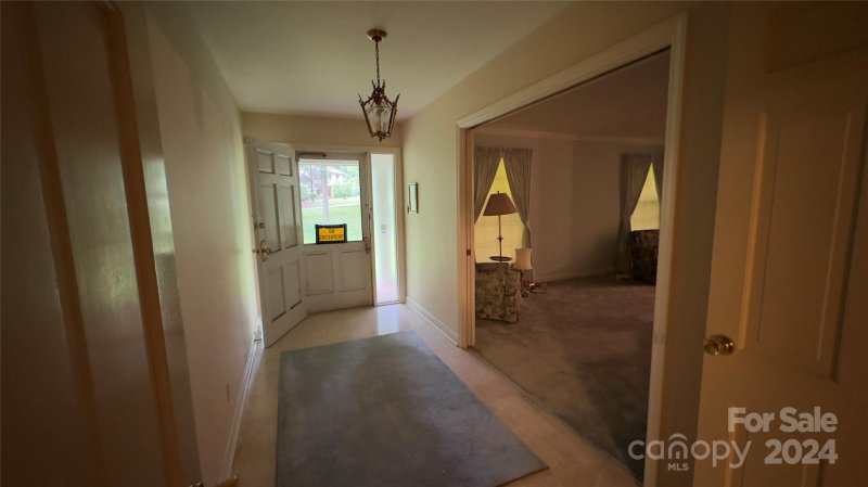 Property image 2 at 1632 Burtonwood Circle, Charlotte, NC 28212