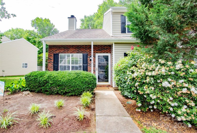 Property image 2 at 12642 Tucker Crossing Lane, Charlotte, NC 28273