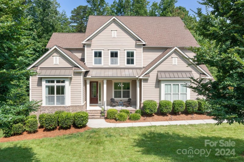 337 Monteray Oaks Circle
