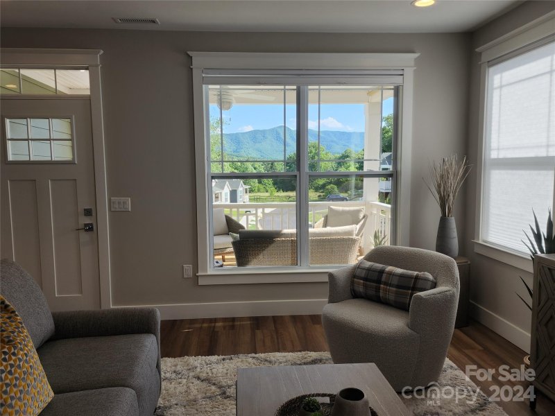 Property image 4 at 1116 Blueview Drive, Black Mountain, NC 28711