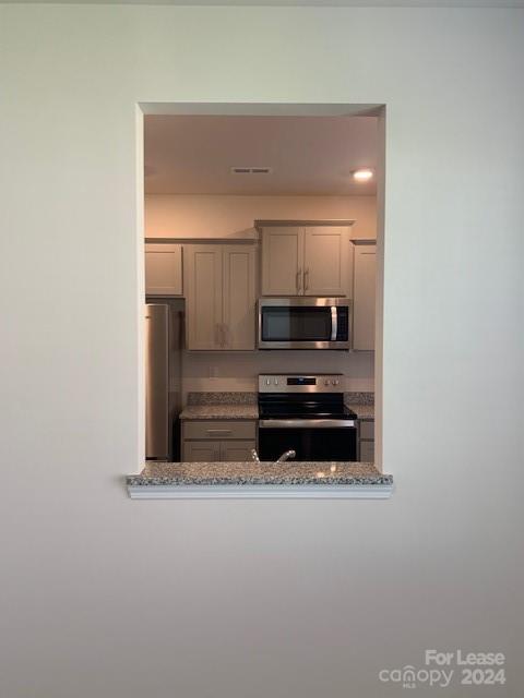 Property image 3 at 8028 Murray Branch Drive, Charlotte, NC 28216