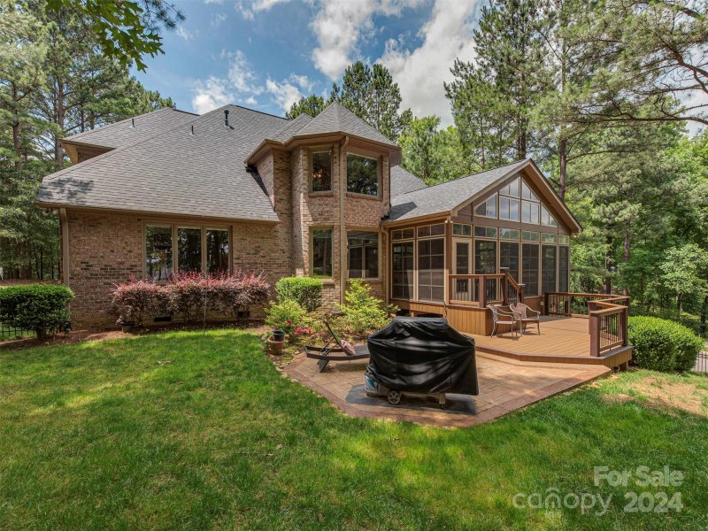 Property image 4 at 109 Whiterock Drive, Mount Holly, NC 28120