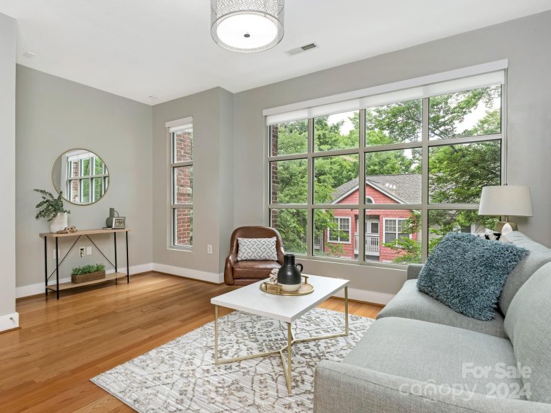 Property image 5 at 1101 W 1st Street, Charlotte, NC 28202