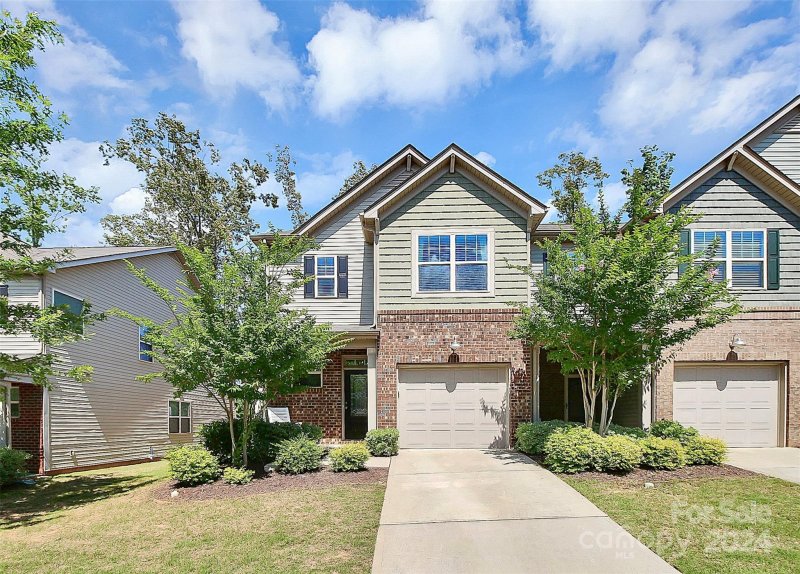 Property image 2 at 5027 Mockernut Lane, Fort Mill, SC 29707