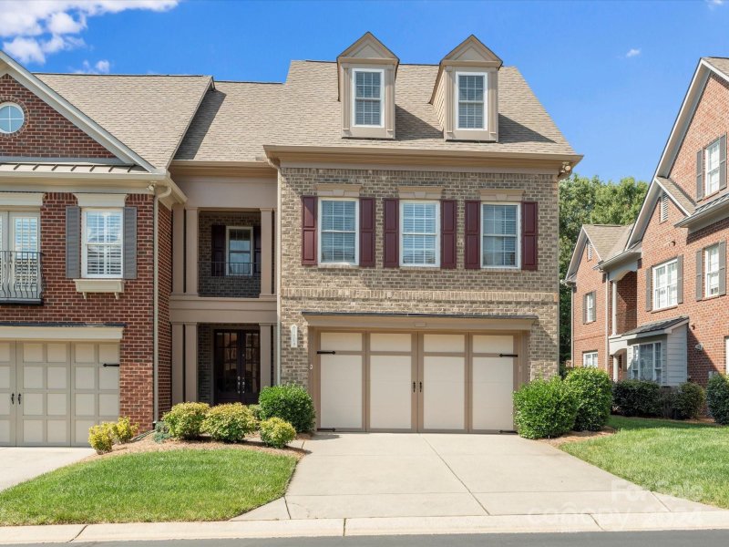 11719 Easthampton Circle