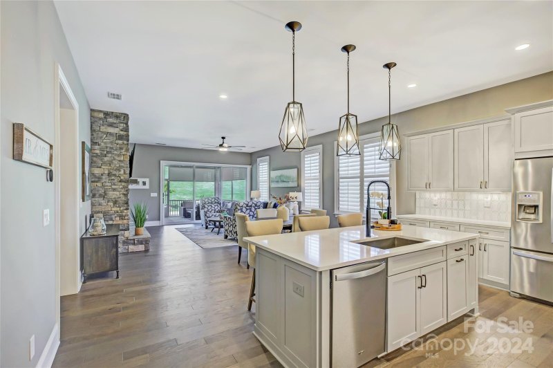 Property image 3 at 82139 Standing Oak Drive, Charlotte, NC 28278