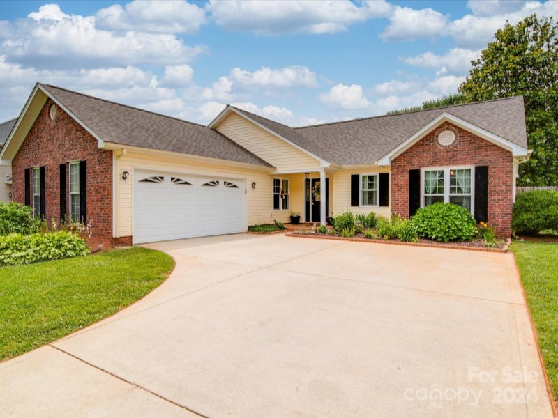 4333 Timberwood Drive