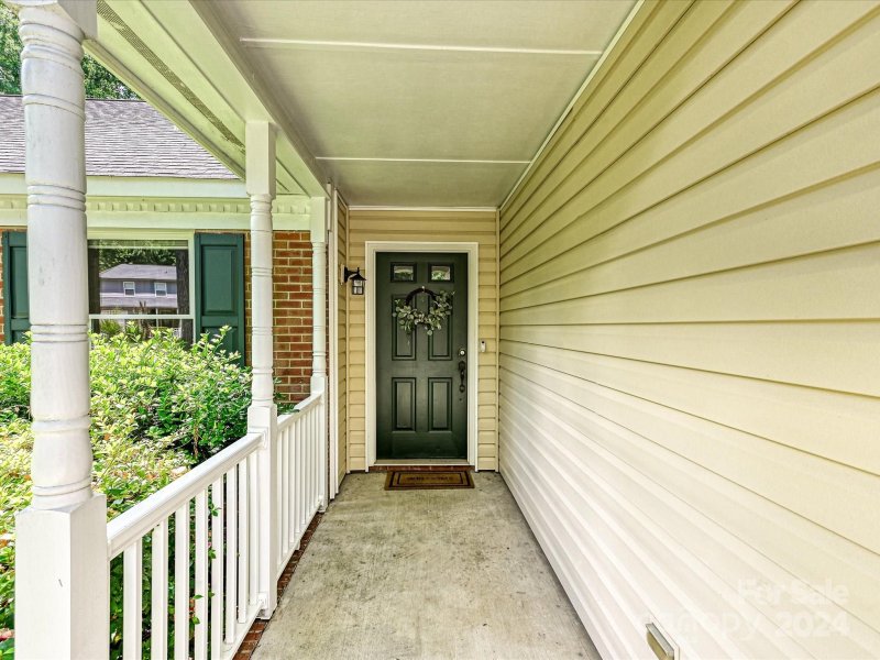 Property image 2 at 4850 Butterwick Lane, Charlotte, NC 28212