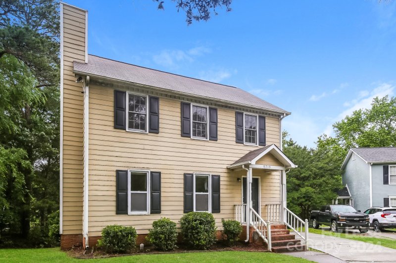 Property image 5 at 9719 Manus Court, Matthews, NC 28105