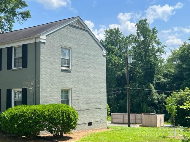 Property image 3 at 319 Wakefield Drive, Charlotte, NC 28209