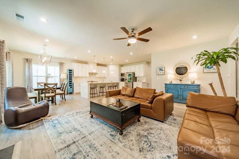 Property image 4 at 4738 Green Mountain Drive, Charlotte, NC 28215