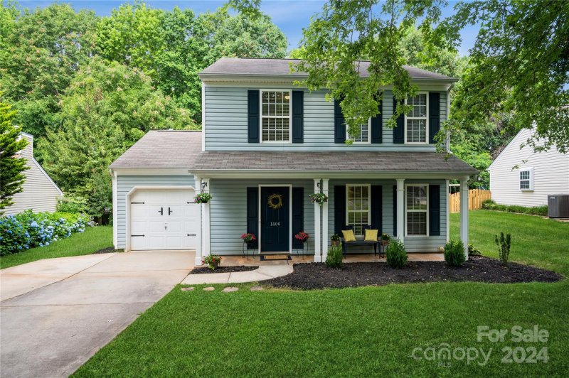 1406 Juniper Hills Lane