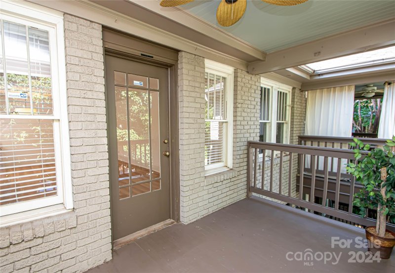 Property image 5 at 522 Oakland Avenue, Charlotte, NC 28204