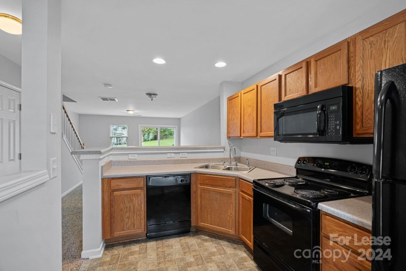 Property image 4 at 147 Limerick Road, Mooresville, NC 28115