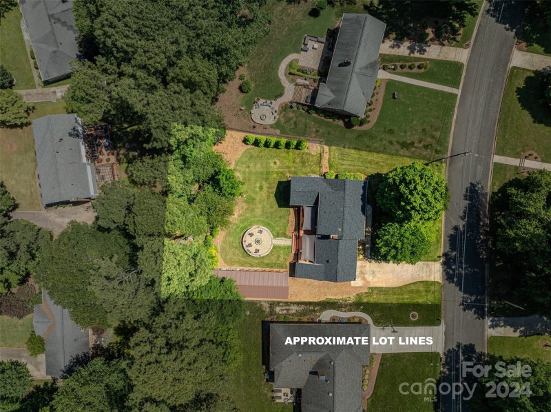 Property image 4 at 2350 Londonderry Drive, Gastonia, NC 28056