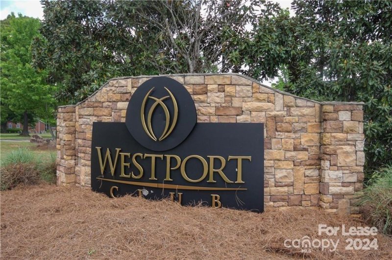 Property image 3 at 2507 Gallery Drive, Denver, NC 28037