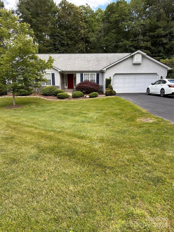 7 Pebble Beach Court