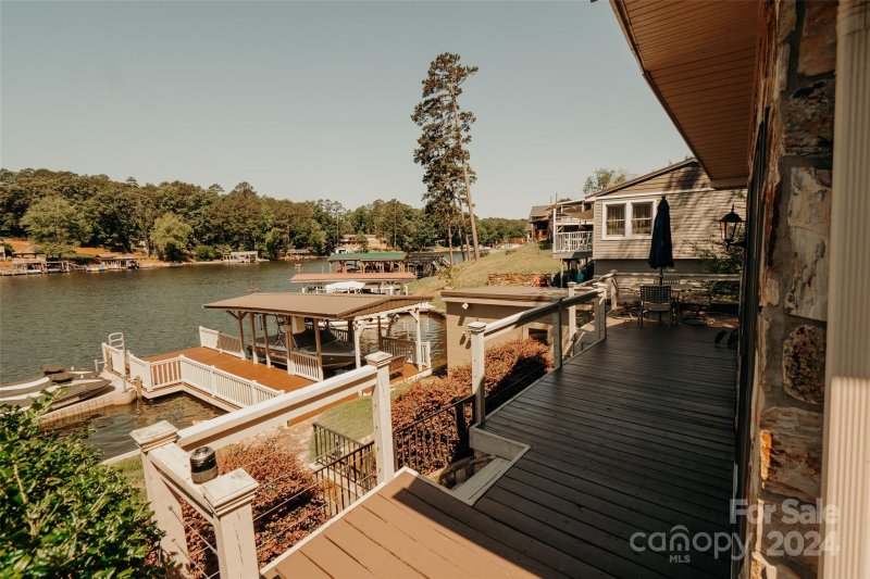 Property image 3 at 452 Pinehaven Drive, New London, NC 28127