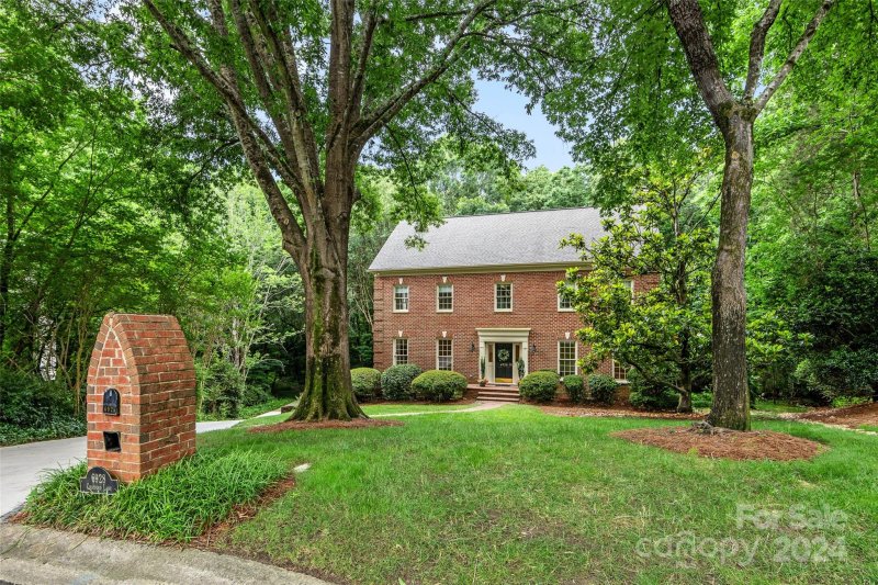 Property image 2 at 6928 Chatford Lane, Charlotte, NC 28210