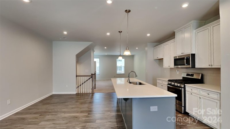 Property image 3 at 1180 Ashbury Street, Charlotte, NC 28216