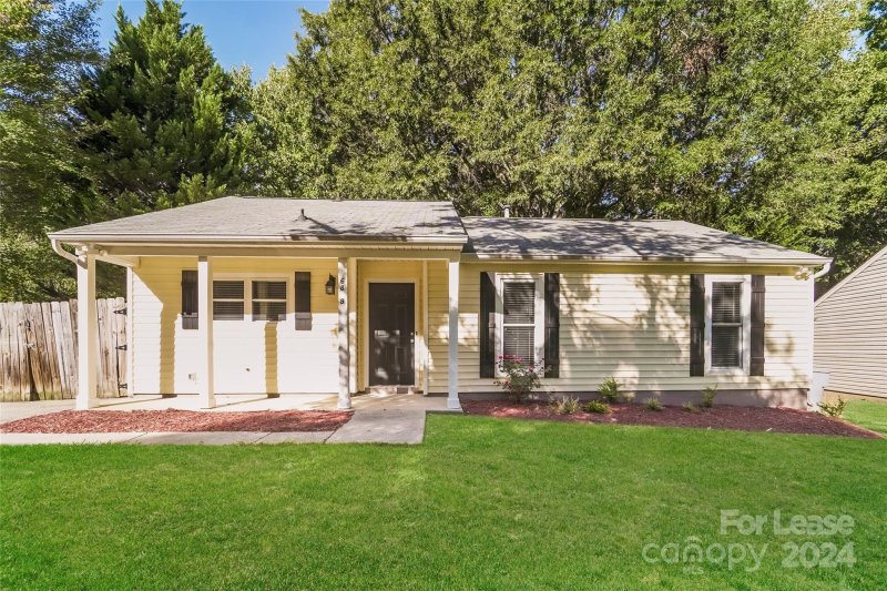 Property image 2 at 6838 N Ridge Court, Charlotte, NC 28215