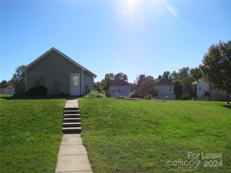 Property image 5 at 7947 Rolling Meadows Lane, Huntersville, NC 28078