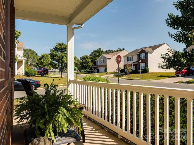 Property image 3 at 7623 Carrington Forest Lane, Matthews, NC 28105