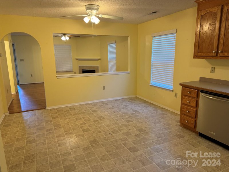 Property image 4 at 118 Pratt Street, Belmont, NC 28012