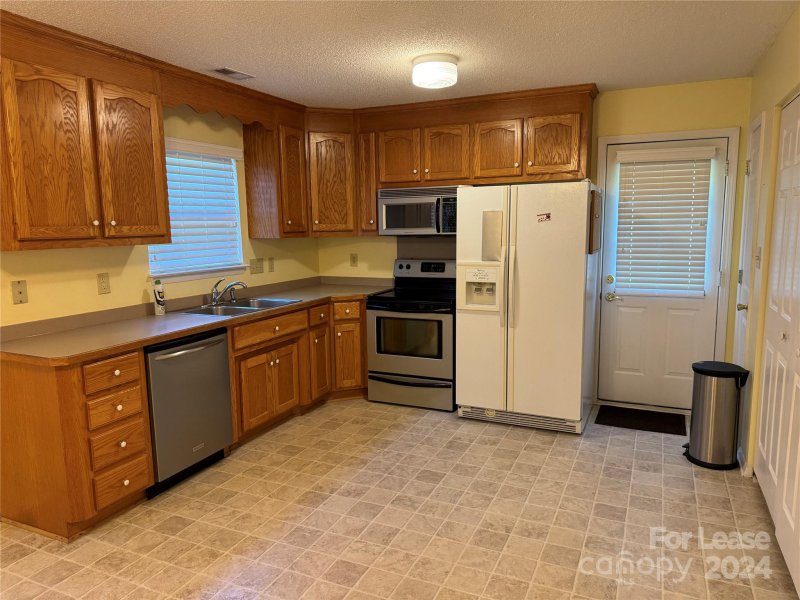 Property image 5 at 118 Pratt Street, Belmont, NC 28012