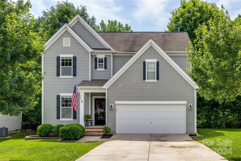 867 Ivy Trail Way