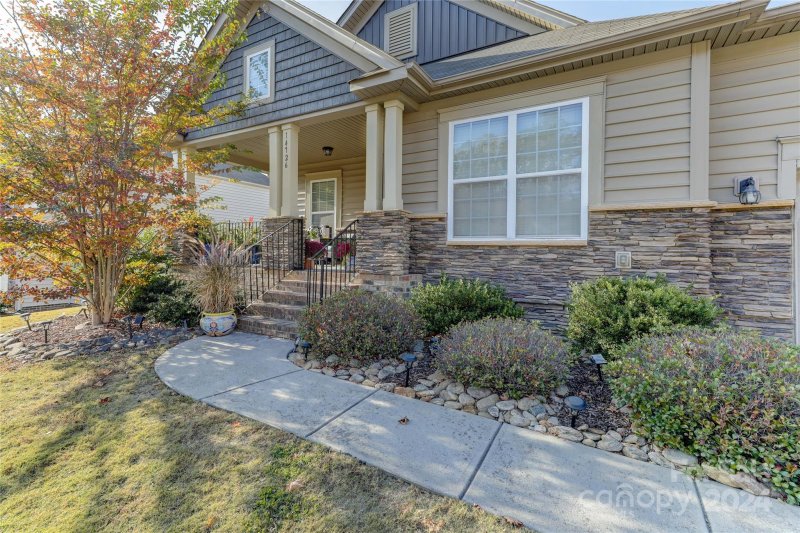 Property image 3 at 14726 Brannock Hills Drive, Charlotte, NC 28278