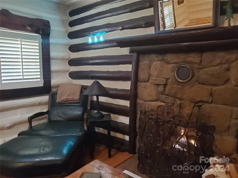 Property image 2 at 56 Mimosa Circle, Asheville, NC 28805